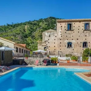 Il Borgo Country Gospodarstwo wiejskie Castiglione De Sicilia