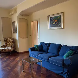 Appartamento Lady House Parcheggio Gratuito E Custodito, Reggio Calabria